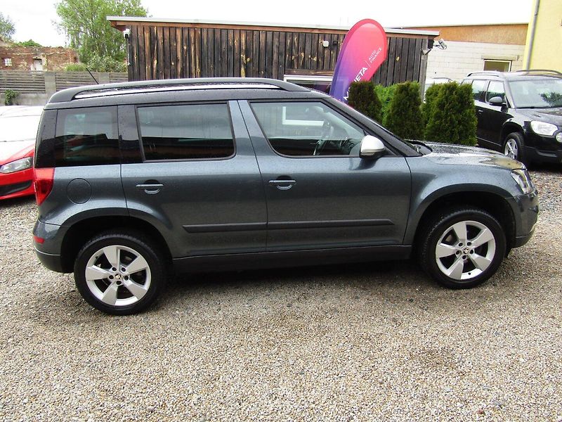 Škoda Yeti (2014) 1.2 TSI NAVI CAR-PASS - fotka 9 z 37