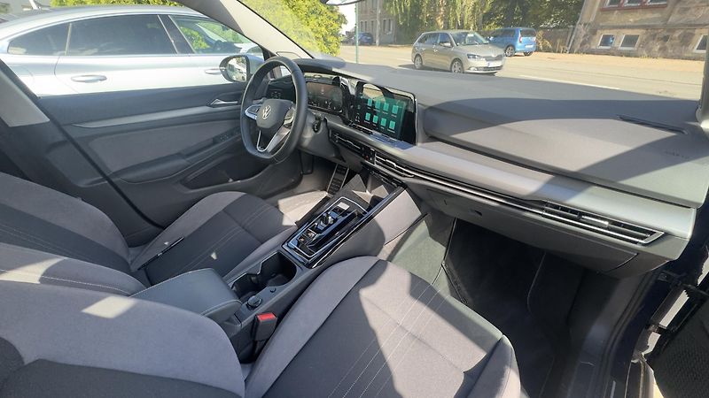 Volkswagen Golf (2024) 2.0TDI DSG Alltrack 4x4  - fotka 12 z 14