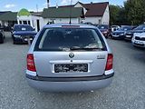 Škoda Octavia 1.6i TOUR - náhled 4
