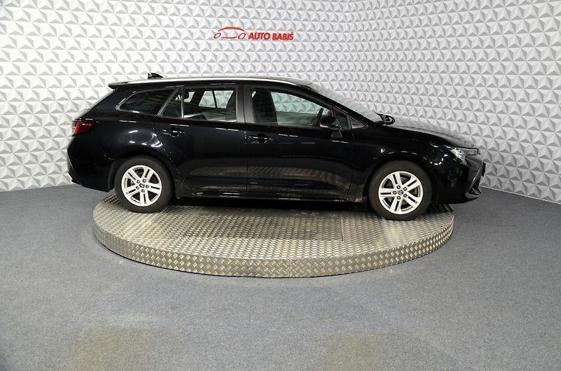 Toyota Corolla (2022) 2.0Hybrid Comfort AUT TS - fotka 4 z 20