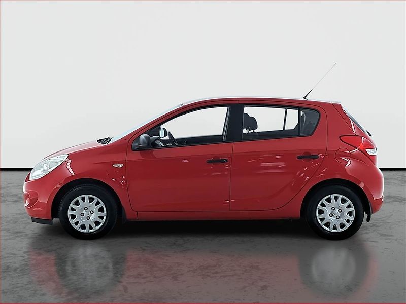 Hyundai i20 (2011) 1.2, v provozu - fotka 3 z 15