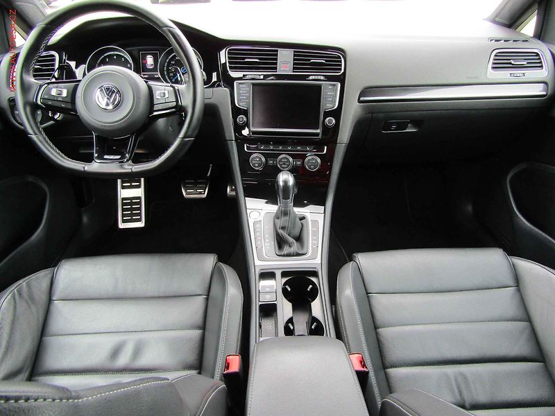 Volkswagen Golf (2015) 2.0TSi 4x4, R, DSG, bixen - fotka 8 z 24