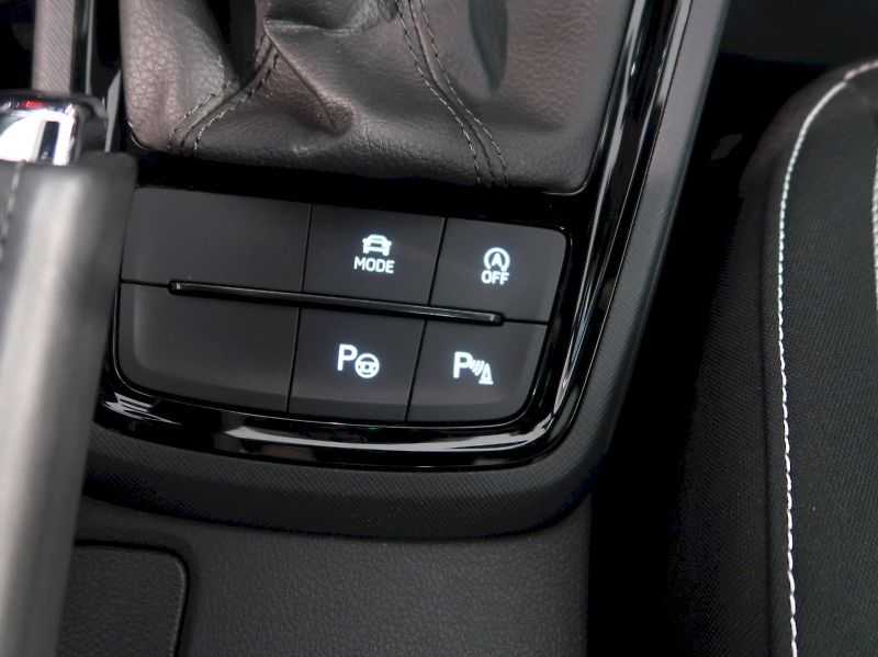 Škoda Scala (2025) MONTE CARLO 1.5TSI 110KW DSG - fotka 32 z 40