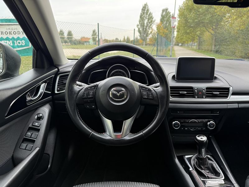Mazda 3 2.0 Urban Limited - fotka 24 z 34