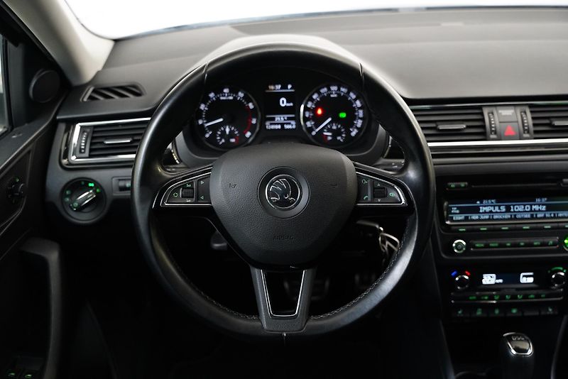 Škoda Rapid - fotka 18 z 24