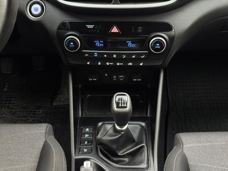 Hyundai Tucson (2021) 1.6D 4x4 1.MAJIT. ČR DPH TAŽNÉ - fotka 13 z 28