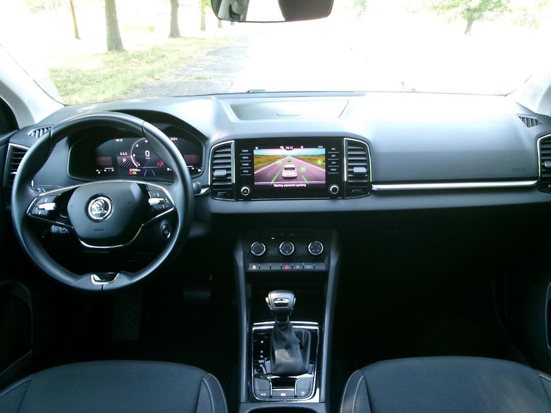 Škoda Karoq (2023) 2,0TDI DSG ACC BT  - fotka 21 z 28