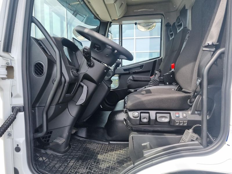 Iveco Eurocargo 180E28 KONTEJNER 10T BÍLÁ - fotka 14 z 26