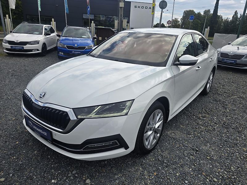 Škoda Octavia 2.0TDI 110KW DSG STYLE+ MATRIX - fotka 10 z 39