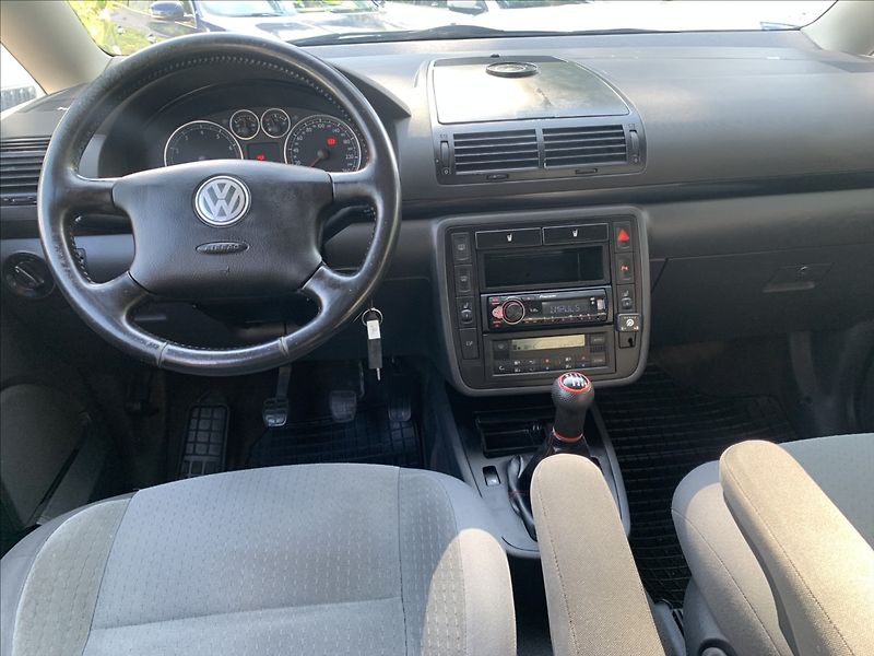 Volkswagen Sharan 1,8 t LPG 7MÍST - fotka 12 z 19