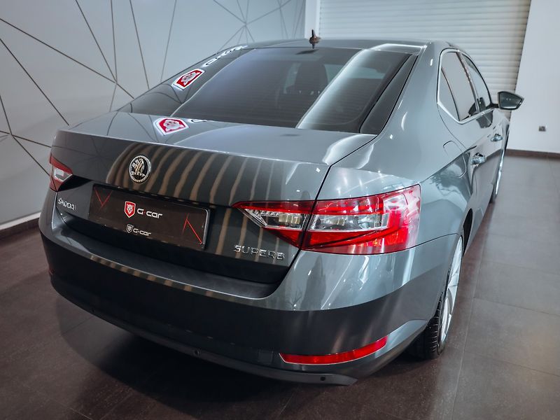 Škoda Superb 2.0TDI, Style DSG 110 kW - fotka 4 z 32