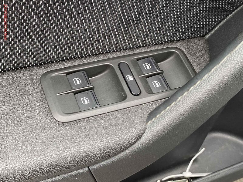 Škoda Yeti (2013) 2.0 TDi 4x4, Ambition, TZ, - fotka 11 z 18