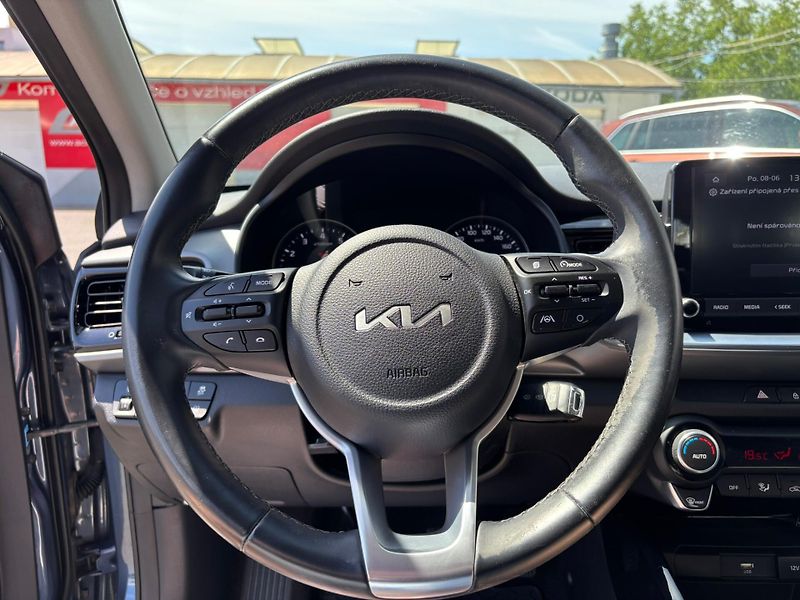 Kia Stonic - fotka 9 z 18