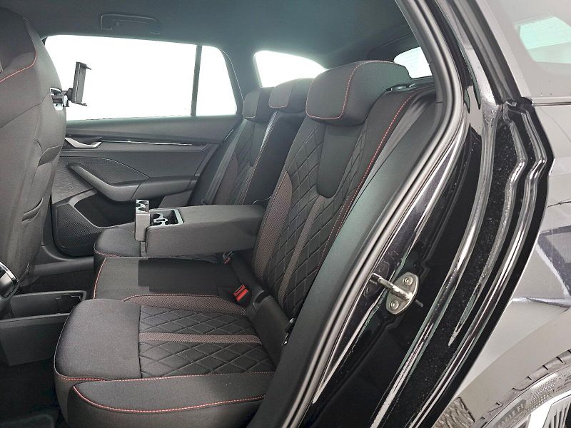 Škoda Octavia (2025) RS 2.0TSi 195kW RS TAŽNÉ - fotka 8 z 30