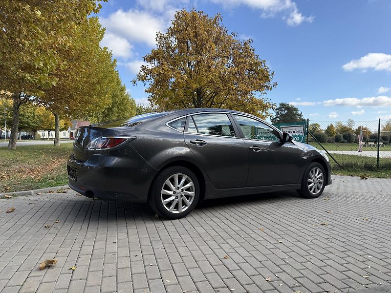 Mazda 6 2.0 Active - fotka 12 z 33