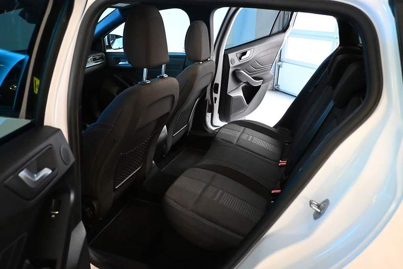 Ford Focus (2021) 1.5 ACTIVE X LED VIRTUAL Tažné - fotka 9 z 33