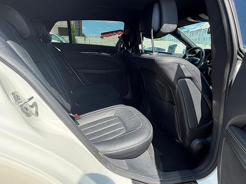Mercedes-Benz CLS 350d 4MATIC Shooting brake - fotka 11 z 15