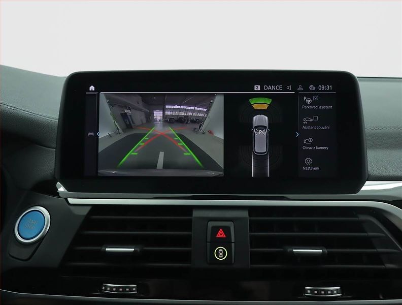 BMW iX3 (2022) 80 kWh, SoH 98% - fotka 15 z 19