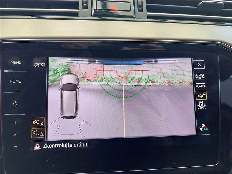 Volkswagen Passat (2019) 2.0 BiTDI - fotka 20 z 22