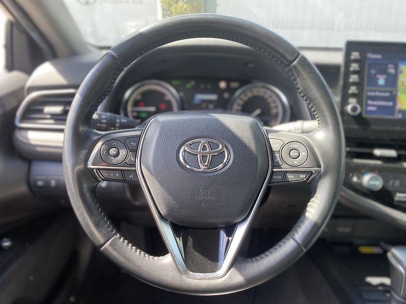 Toyota Camry 2.5HSD, ČR-1m, Executive, navi - fotka 14 z 32