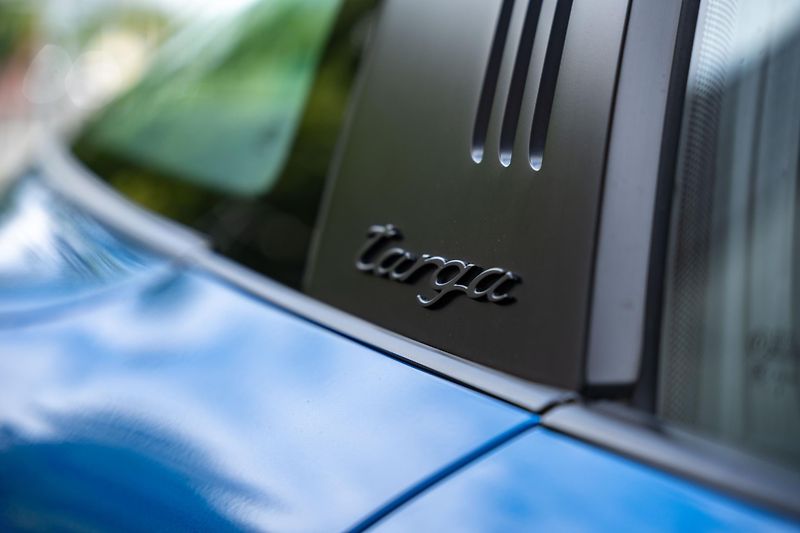 Porsche 911 (2018) 991 4 GTS Targa - fotka 14 z 38