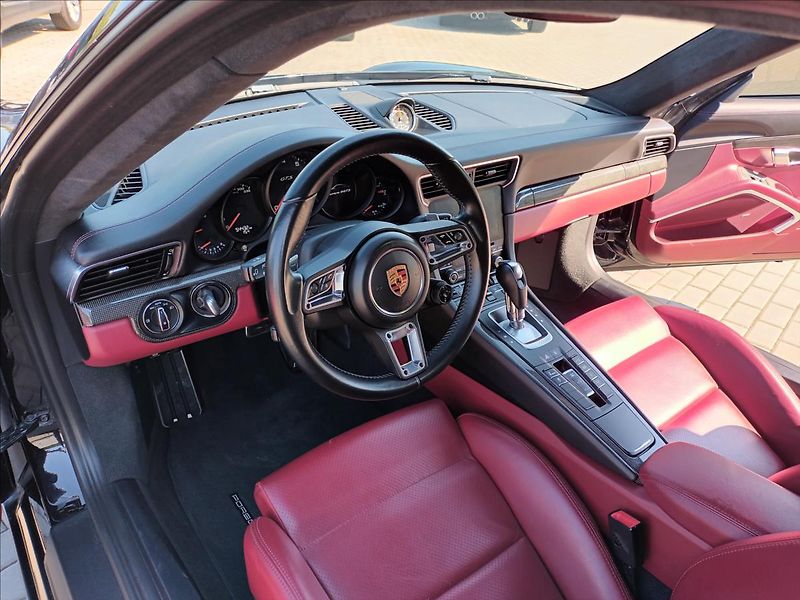 Porsche 911 3,0 Carrera 4 GTS,331KW, - fotka 13 z 50