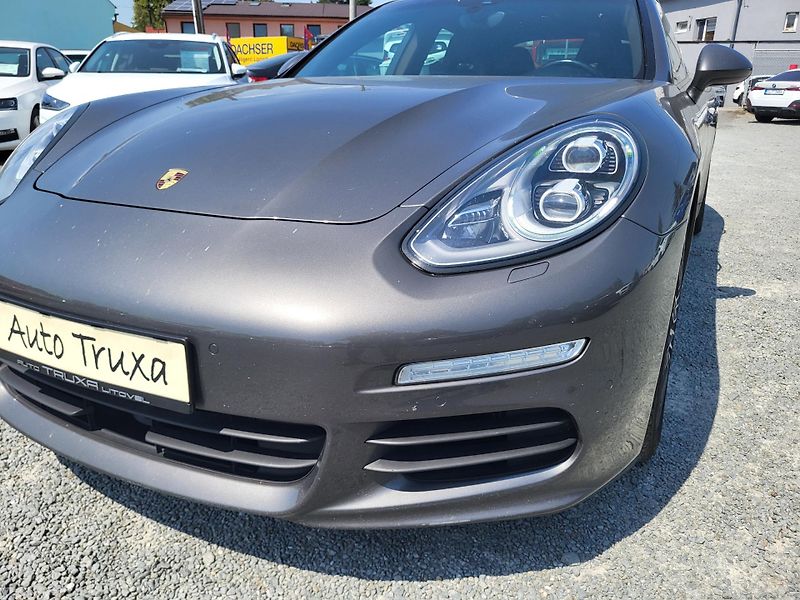 Porsche Panamera Diesel 3.0 V6 221kW - fotka 33 z 45