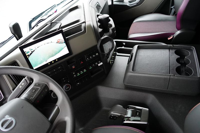 Volvo FM (2022) 460 / E 6 / ACC / PEŁNY ADR /  - fotka 9 z 47