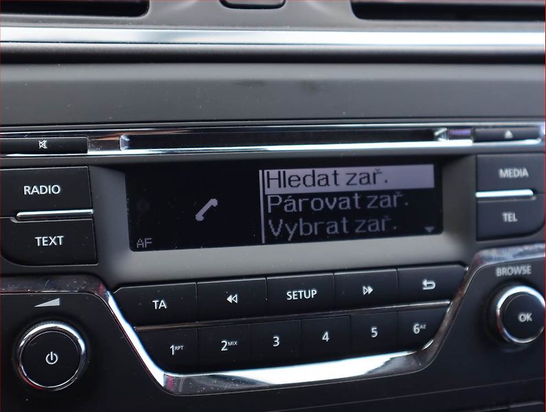 Renault Kadjar (2016) 1.6 dCi, 4X4, Tempomat - fotka 18 z 19