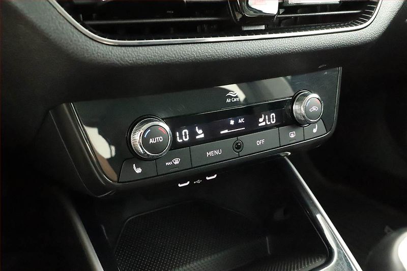 Škoda Fabia (2023) Style 1.0 TSI, ČR,1.maj - fotka 10 z 14