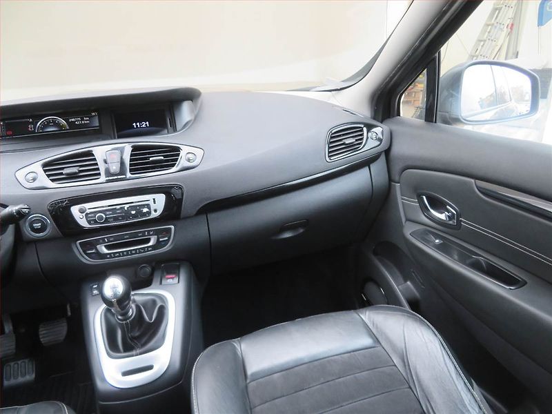 Renault Grand Scénic (2012) 1.6 dCi, Serv.kniha, Tempomat - fotka 8 z 14