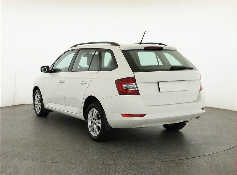 Škoda Fabia (2021) Style 1.0 TSI, Tempomat - fotka 4 z 19