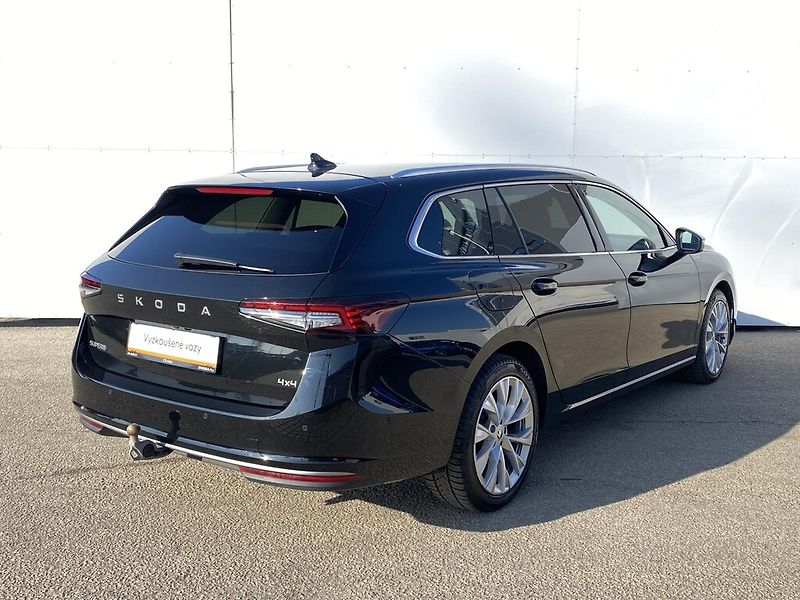 Škoda Superb Combi 2,0 TDI 142 kW L&K DSG - fotka 2 z 29