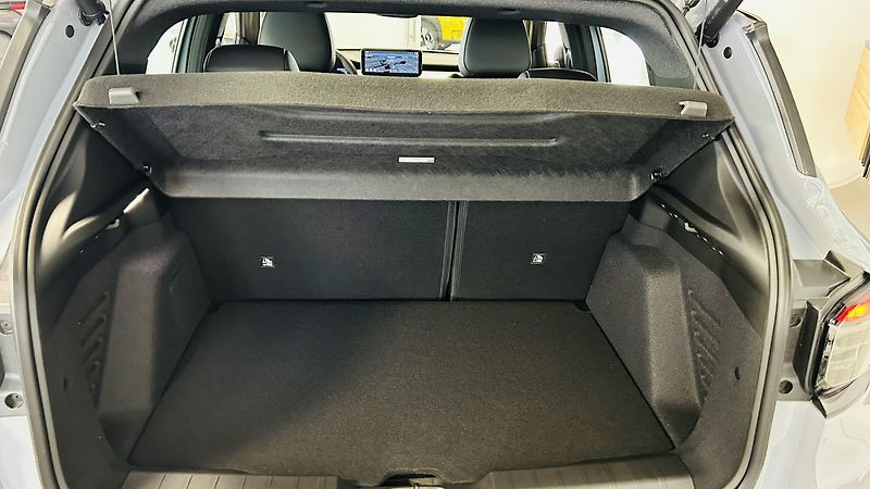 Jeep Avenger 1.2i 145k 4xe Upland  - fotka 13 z 13