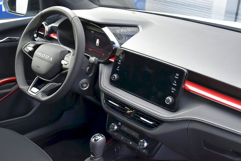Škoda Fabia (2025) Monte Carlo 1,0 TSI 85 kW 6° m - fotka 20 z 33