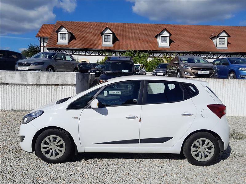Hyundai ix20 1.6i 16V - fotka 4 z 53