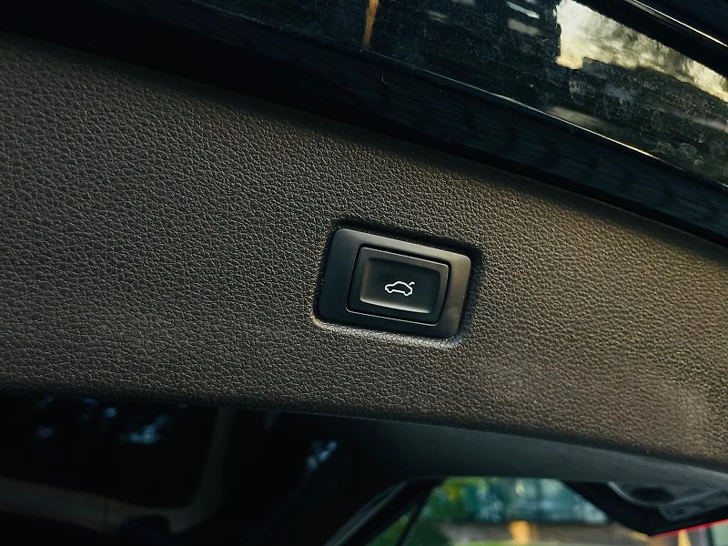 Audi Q7 3.0TDI AUT VÝHŘEV QUATTRO - fotka 24 z 54