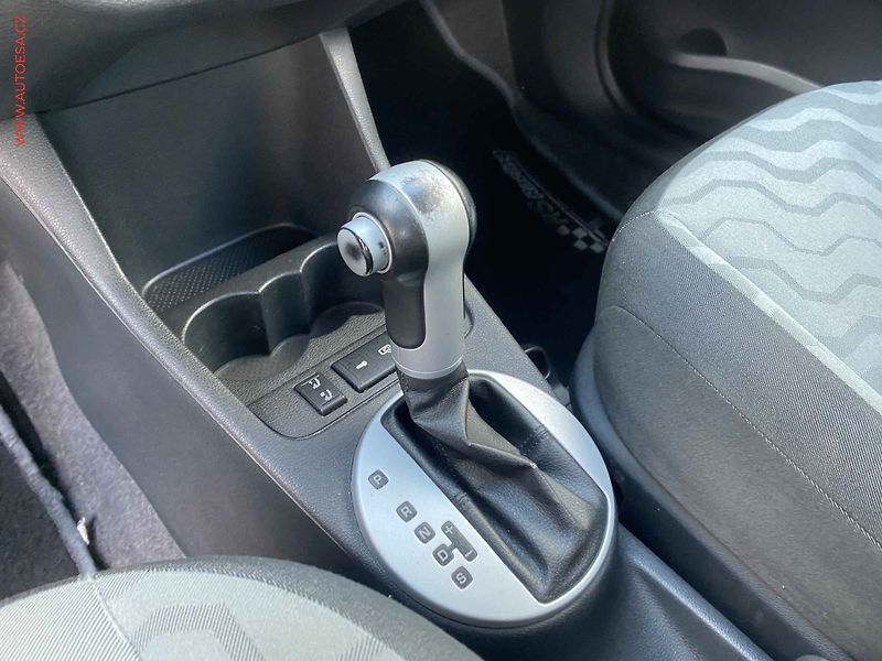 Škoda Roomster (2009) 1.6i, Style Plus, AT - fotka 16 z 16