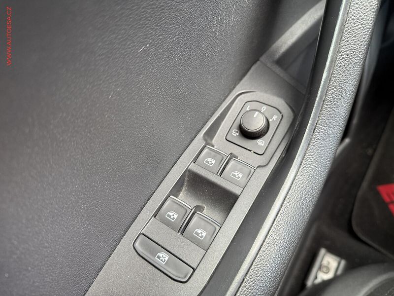 Škoda Karoq (2019) 2.0 TDi 4x4, ČR, Style, DSG - fotka 11 z 20