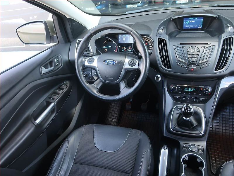 Ford Kuga (2014) 2.0 TDCi, 4X4, Navi, Tempomat - fotka 7 z 19