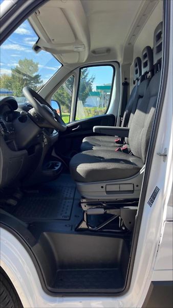 Fiat Ducato 2,2 MTJ 140k  Maxi L3H2 35 - fotka 11 z 18