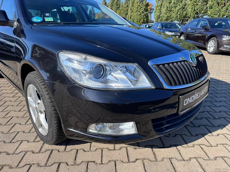 Škoda Octavia (2011) 1,8 TSI 118KW NOVÉ ROZVODY STK - fotka 10 z 50