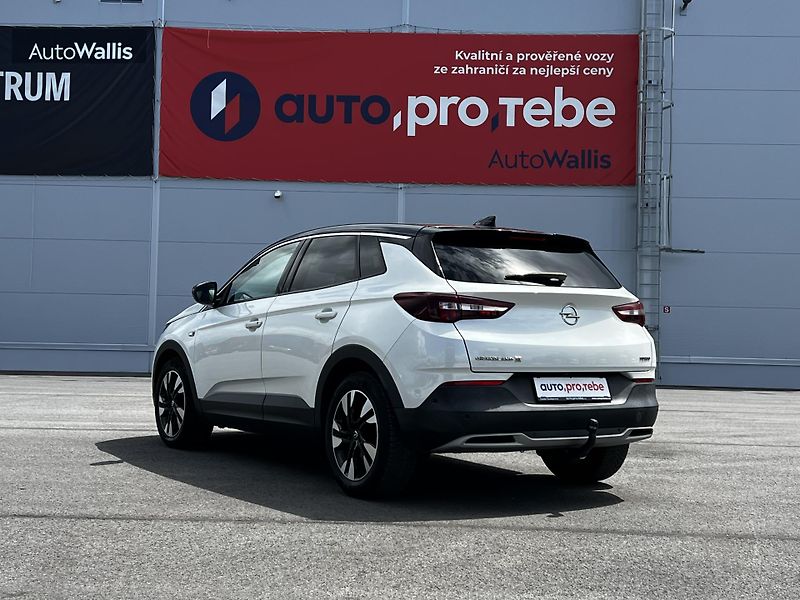 Opel Grandland X 1.6T 133kW Aut. Innovation TZ  - fotka 5 z 27
