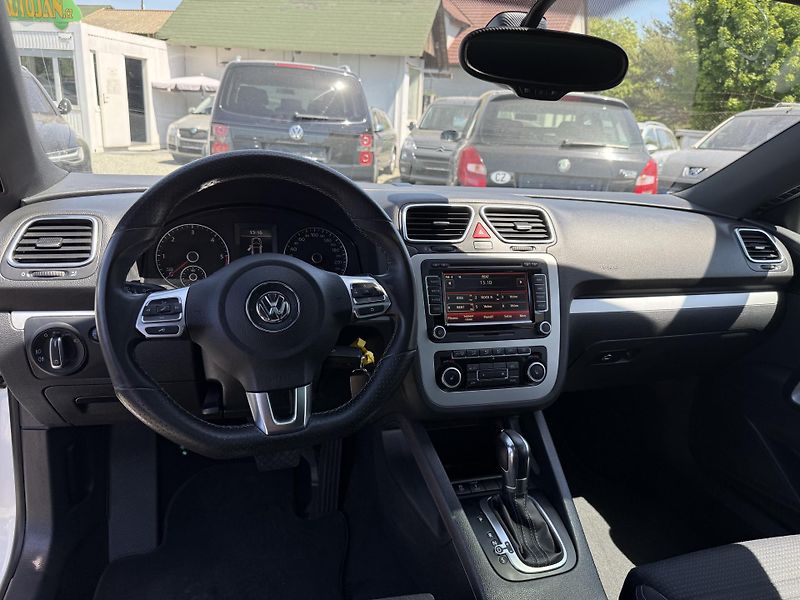 Volkswagen Scirocco 2.0 TDI DSG SPORT 125KW - fotka 7 z 13