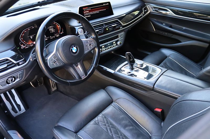 BMW Řada 7 730D XDRIVE M-PAKET G11 210kW - fotka 18 z 46