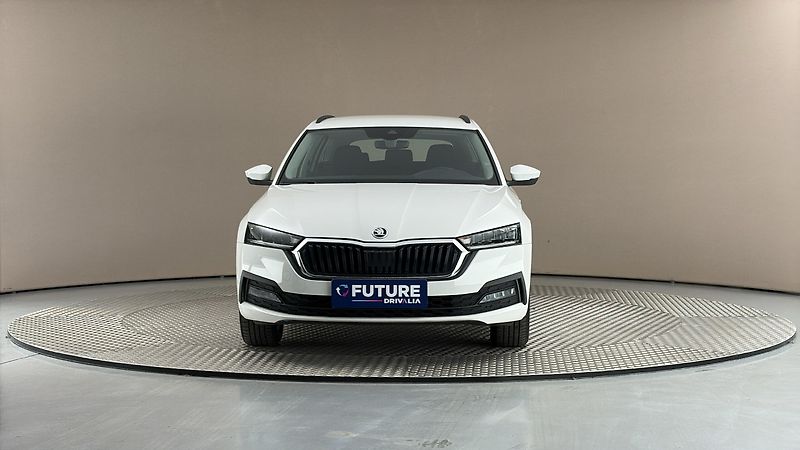 Škoda Octavia 2.0 TDI Ambition Combi - fotka 3 z 22