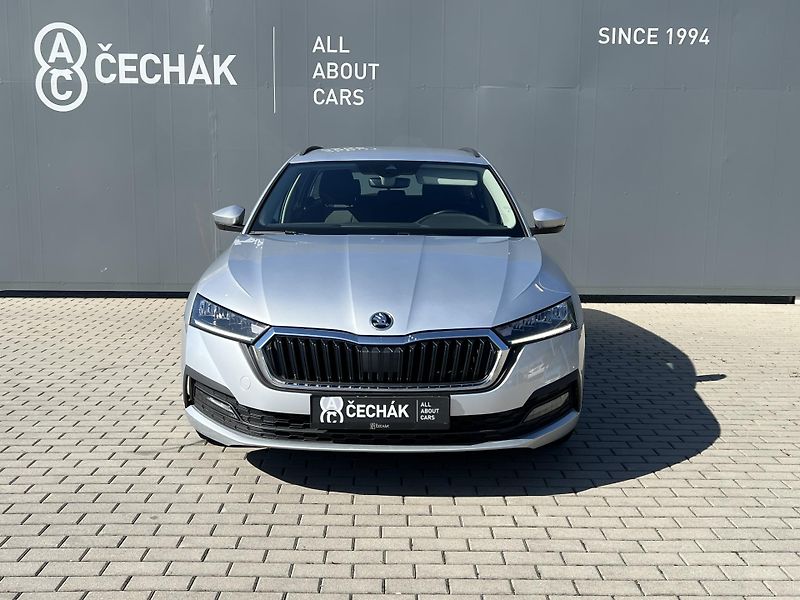 Škoda Octavia (2021) 2,0TDi 110kW AMBITION DSG 4x4 - fotka 2 z 41