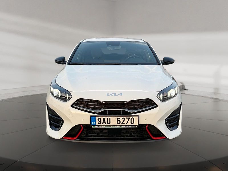 Kia ProCeed (2023) GT 1.6T-GDI 150kW CZ DPH - fotka 2 z 11