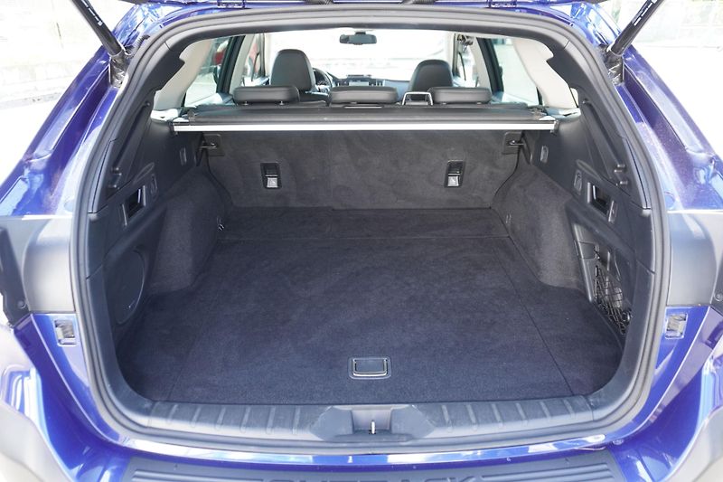 Subaru Outback (2023) 2.5iCVT Touring - fotka 17 z 18