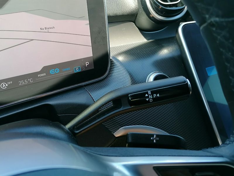 Mercedes-Benz Třídy C (2022) 200d 9G Luxury Line,Kůže - fotka 28 z 42